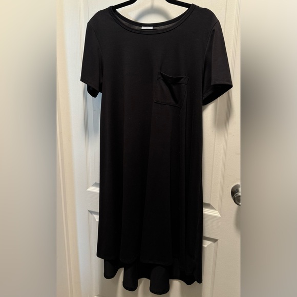 LuLaRoe Dresses & Skirts - Womens black Lularoe dress high/low hem size M short sleeve